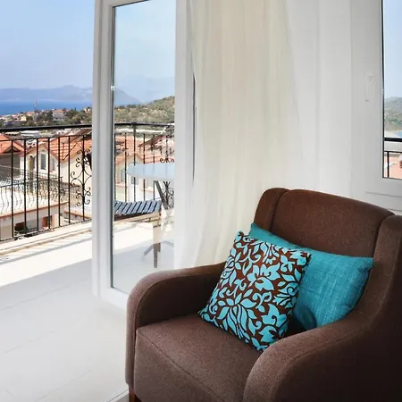 Tugce Hotel de apartamente